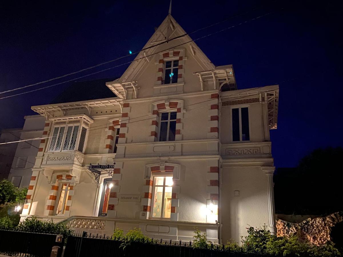 Miramar Parc Bed & Breakfast Royan Exterior photo
